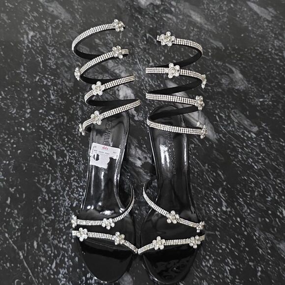 BRAND NEW WILD DIVA ELEGANT RHINESTONE STRAPPY BLOCK-HEEL SANDAL - Picture 3 of 16
